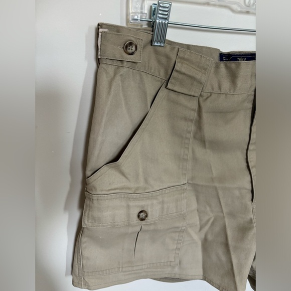 TILLEY cargo shorts - Picture 3 of 5